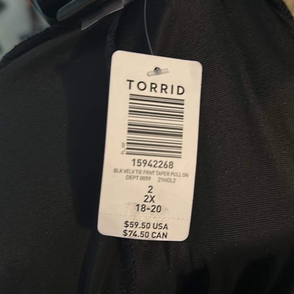 NWT Torrid Pull-On Relaxed Taper Velvet High-Rise Pant 2x - Picture 5 of 5